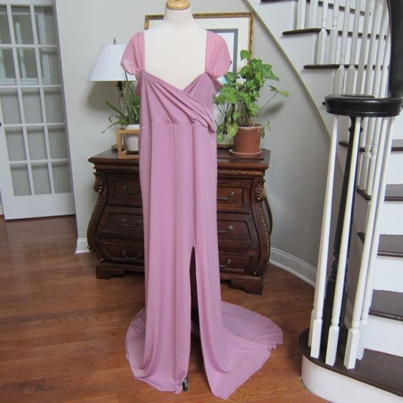 Anyuta Couture Aylin Maternity Dress Gown With Slit Dusty Pink size 4XL - Picture 1 of 8